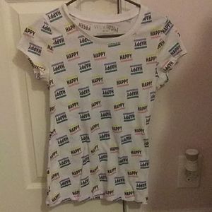 Cute tee That's says Happy all over